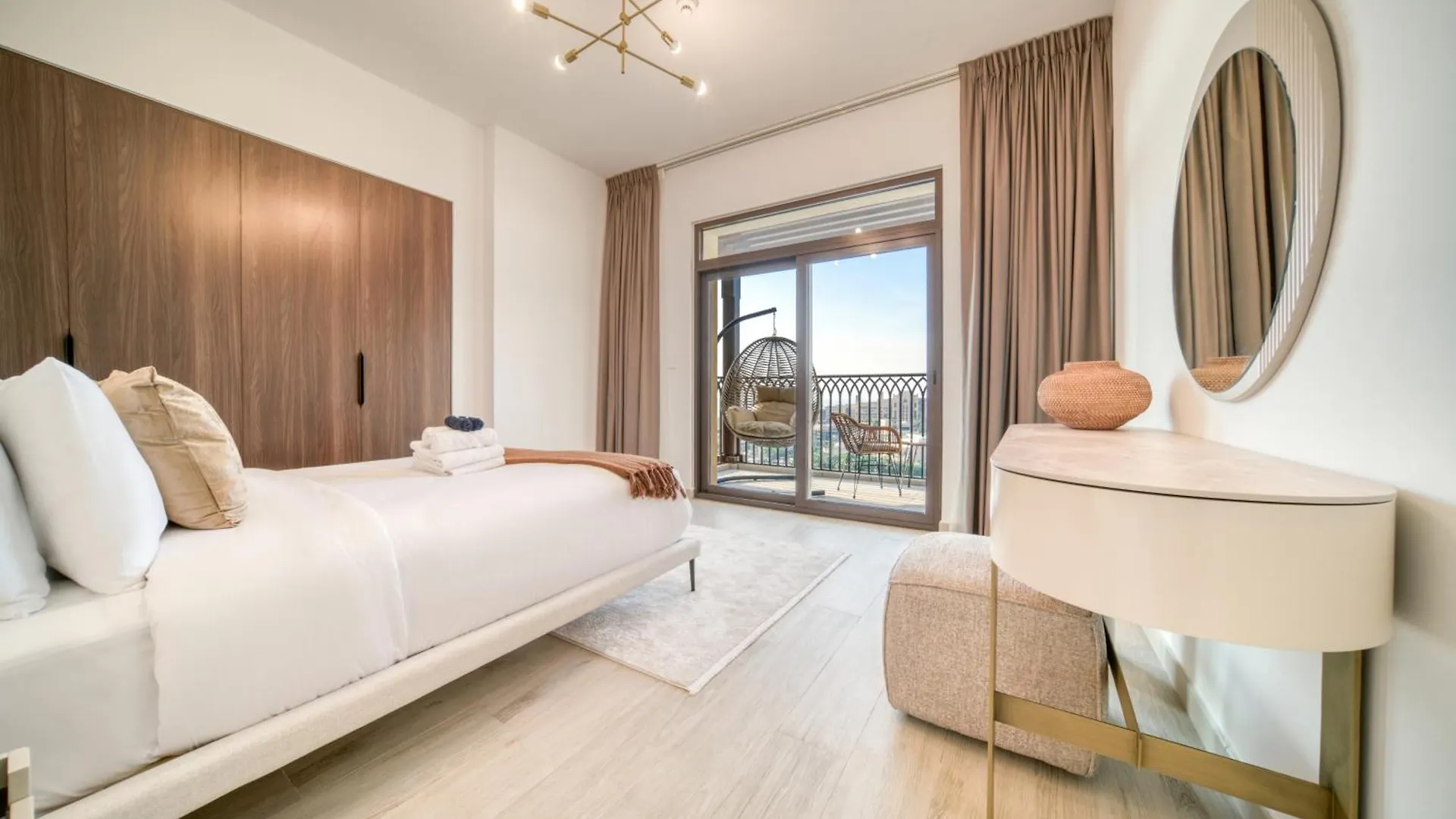 Coastal Luxury: 2Br Retreat With Sea Views Apartment Dubai 0*,  United Arab Emirates